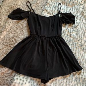 NWOT Urban Outfitters Romper 🤍